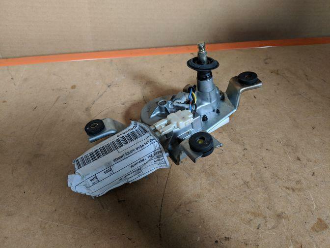 2004 NISSAN 350Z REAR WIPER MOTOR 12/02-04/09