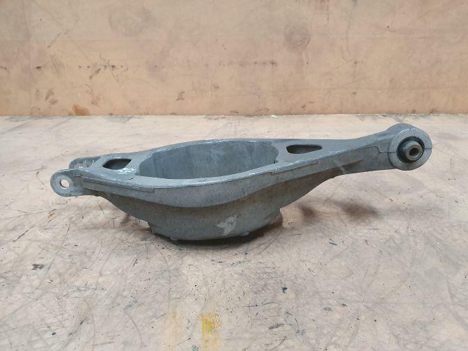 NISSAN 370Z REAR RIGHT SPRING CARRIER 2009-2019