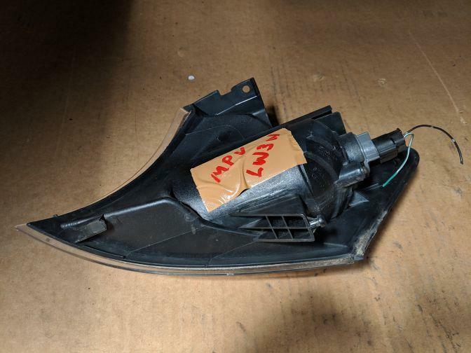2005 MAZDA MPV LW RIGHT BUMPER INDICATOR 11/03-04/06