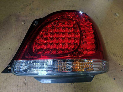 2005 TOYOTA ARISTO JZS160 RIGHT TAIL LIGHT 1997-2005 LATE TYPE