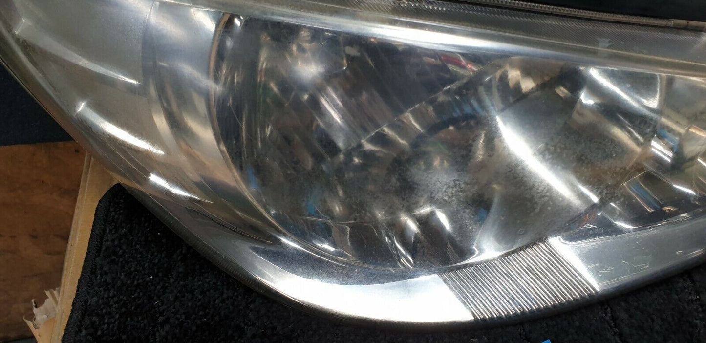 HYUNDAI GETZ TB RIGHTHAND HEADLIGHT 2007-11