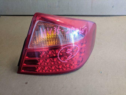 2004 NISSAN SKYLINE V35 SEDAN RIGHT LED TAIL LIGHT 06/01-06/07