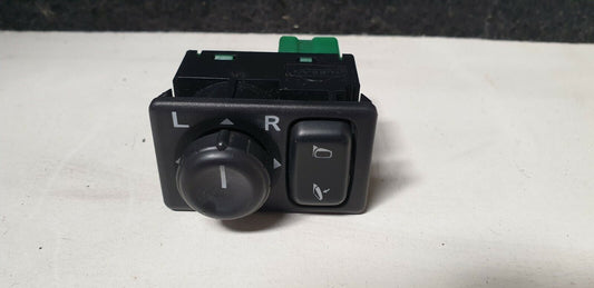 NISSAN URVAN SGE25 2001-2012 MIRROR CONTROL SWITCH