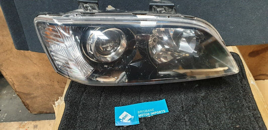 HOLDEN COMMODORE VE S2 RIGHTHAND HEADLIGHT 2010-