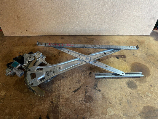 NISSAN ELGRAND E51 RIGHT HAND WINDOW REGULATOR