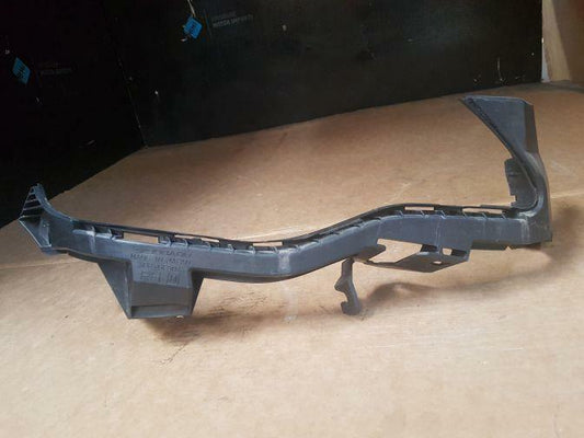 2012 SUBARU IMPREZA GP7 RIGHT HEADLIGHT MOUNTING BRACKET