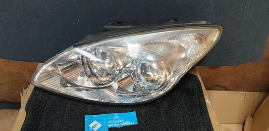 HYUNDAI I30 LEFTHAND HEADLIGHT FD