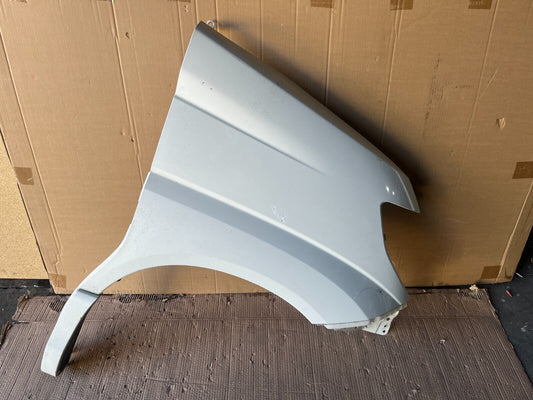 NISSAN ELGRAND E51 FRONT RIGHT GUARD