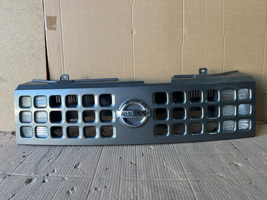 NISSAN CUBE Z11 GRILL
