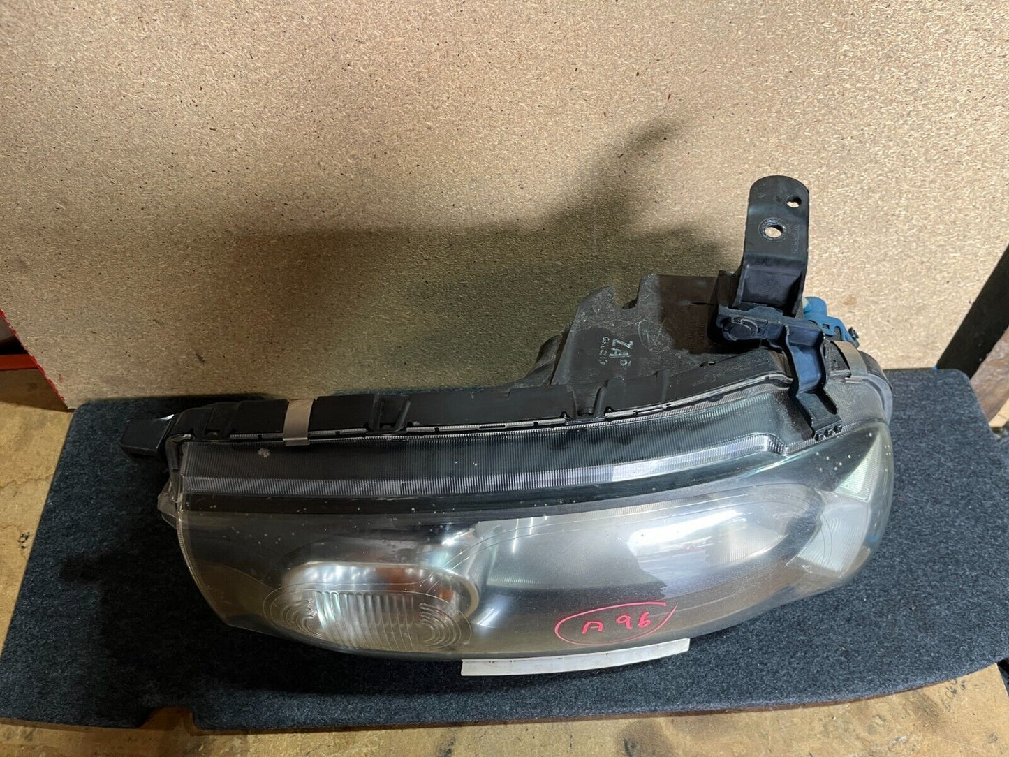 NISSAN CUBE Z12 LH HEADLIGHT