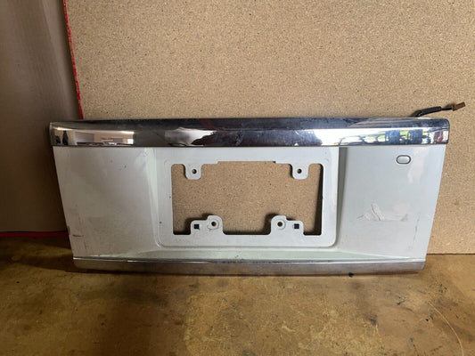 NISSAN ELGRAND E51 NUMBER PLATE PANEL 12/04-12/10