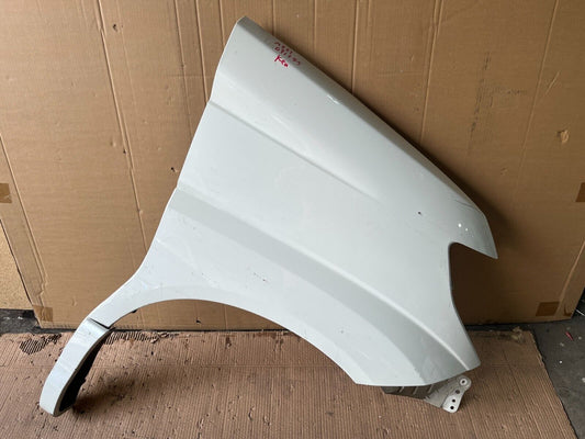 NISSAN ELGRAND E51 FRONT RIGHT GUARD