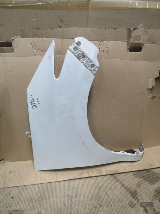 TOYOTA TARAGO/ESTIMA ACR50 RIGHT FRONT GUARD