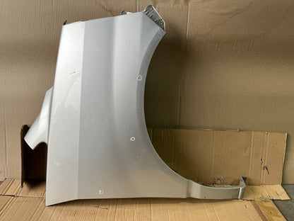 NISSAN ELGRAND E50 FRONT RIGHT GUARD 97-02