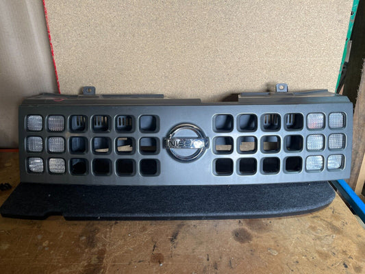 NISSAN CUBE Z11 GRILL SQUARE CUBE TYPE