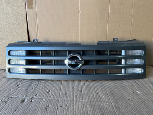 NISSAN CUBE Z11 GRILL