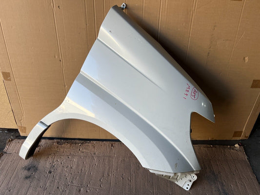 NISSAN ELGRAND E51 FRONT RIGHT GUARD