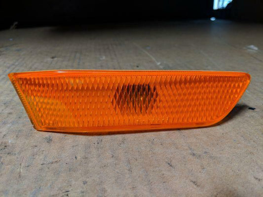 2004 NISSAN SKYLINE V35 FRONT RIGHT BUMPER INDICATOR 06/01-06/07