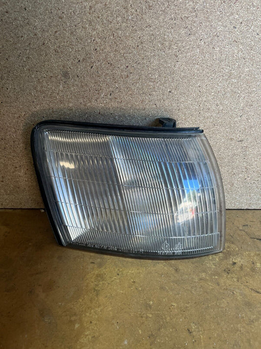 TOYOTA CELSIOR RH CORNER LAMP