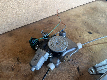 NISSAN SKYLINE V36 REAR LEFT WINDOW REGULATOR
