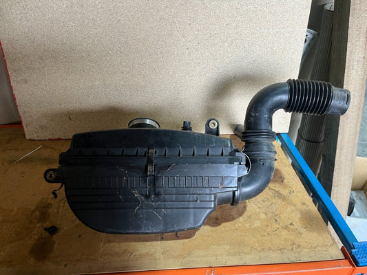SUBARU FORESTER SG9 EJ25 AIRBOX