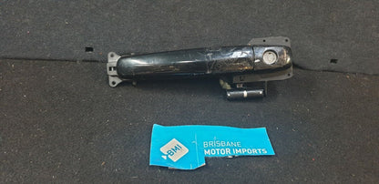 SUZUKI SWIFT RIGHT FRONT OUTER DOOR HANDLE RS MODEL 2004-10