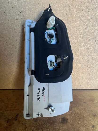 NISSAN ELGRAND E51 LH TAILLIGHT