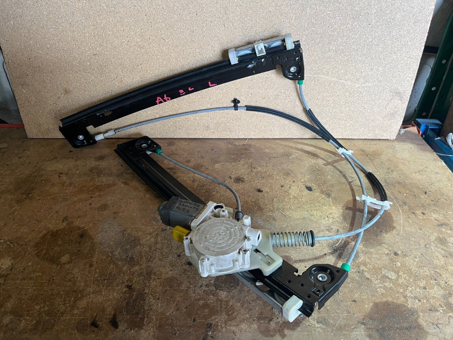 MINI COOPER R53 LEFT HAND WINDOW REGULATOR