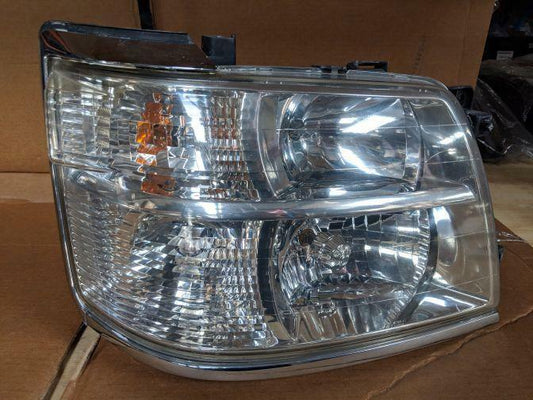 2001 NISSAN ELGRAND APWE50 RIGHT HEADLIGHT 05/97-05/02