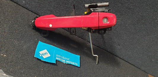 TOYOTA YARIS XP130 SERIES LEFT HAND FRONT OUTER DOOR HANDLE 2011-2019