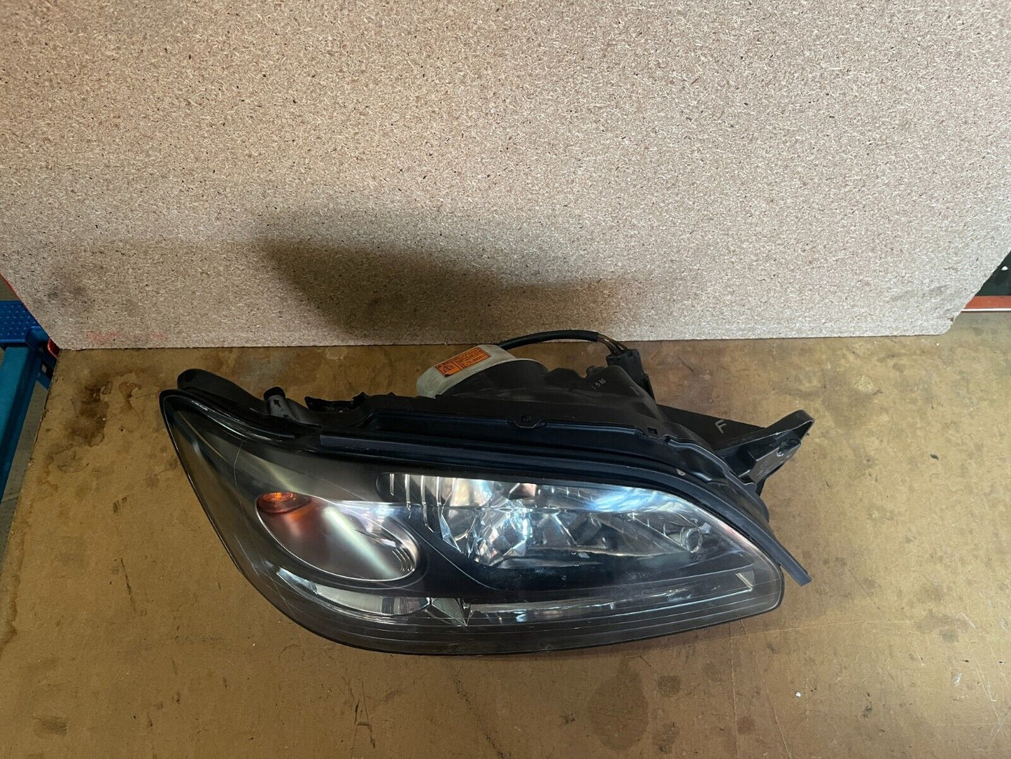 SUBARU LIBERTY 3ED GEN BH5 RH HEADLIGHT HID