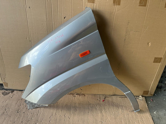 NISSAN ELGRAND E51 FRONT LEFT GUARD