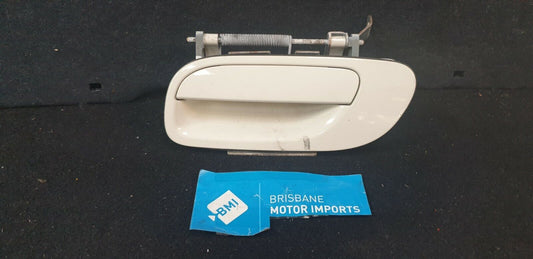 VOLVO C60 LEFT REAR OUTER DOOR HANDLE MODEL 2000-09