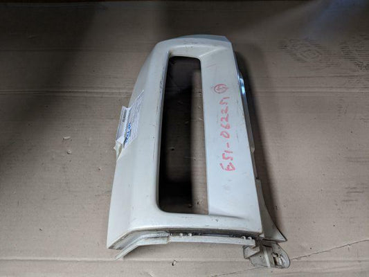 2003 NISSAN ELGRAND E51 LEFT HAND TAILLIGHT SURROUND 05/02-12/10