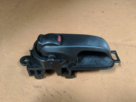 2006 NISSAN CUBE Z11 FRONT RIGHT INNER DOOR HANDLE 10/02-11/08