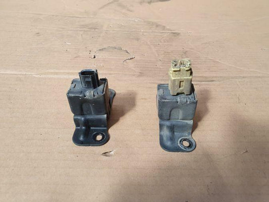2003 NISSAN ELGRAND E51 IMPACT SENSOR 05/02-12/10