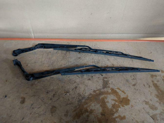 TOYOTA ALTEZZA RS200 SXE10 PIAA WIPER BLADES