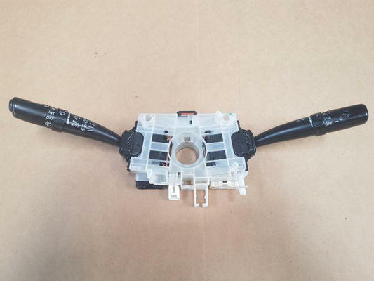 2004 SUBARU FORESTER SG9 COMBINATION SWITCH COMBO WIPER INDICATOR 83111SA03