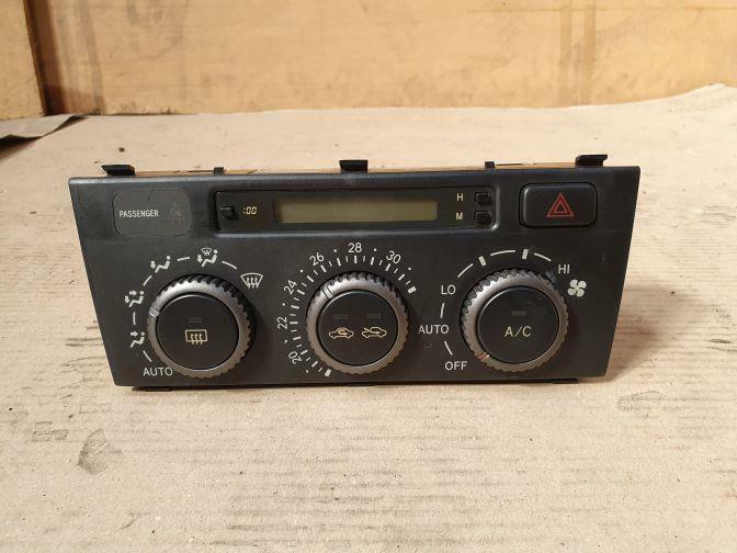 TOYOTA ALTEZZA SXE10 CLIMATE CONTROL UNIT 03/98-10/05