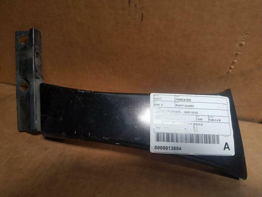 1999 SUBARU FORESTER SF5 RIGHT FENDER MOULD 08/97-05/02