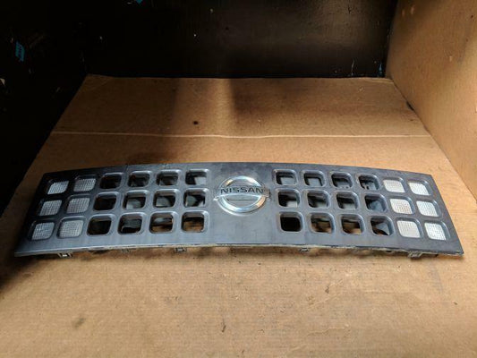 2005 NISSAN CUBE Z11 GRILL 10/02-05/05