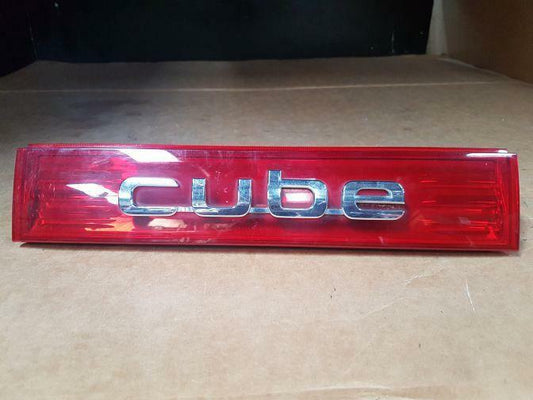 2011 NISSAN CUBE Z12 REAR GARNISH 11/08+