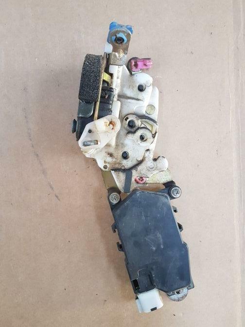 SUBARU FORESTER SF5 FRONT RIGHT DOOR LOCK ACTUATOR FRHS 05/97-05/02