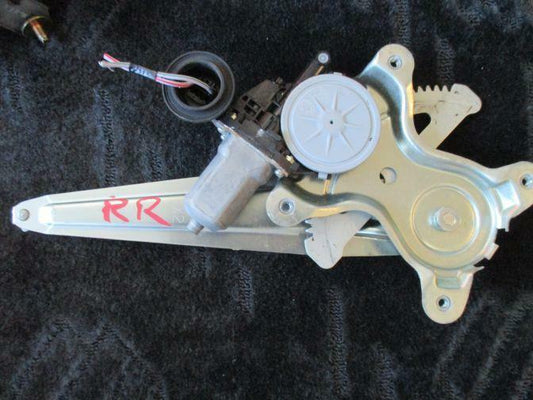 2013 TOYOTA YARIS REAR RIGHT WINDOW REGULATOR