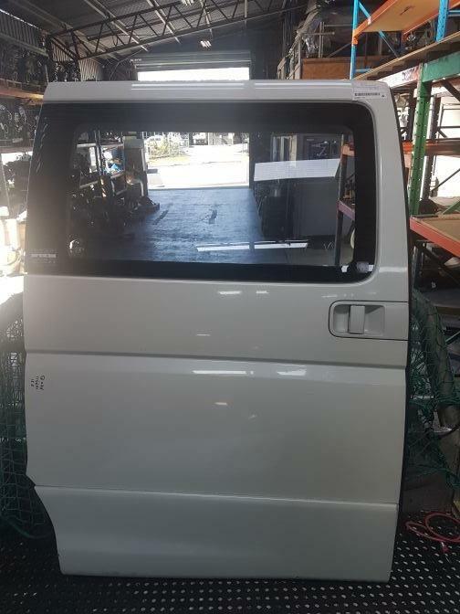 2006 NISSAN ELGRAND E51 REAR RIGHT SLIDING DOOR 12/04-12/10