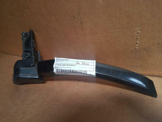 1999 SUBARU FORESTER SF5 LEFT QUARTER MOULD 08/97-05/02