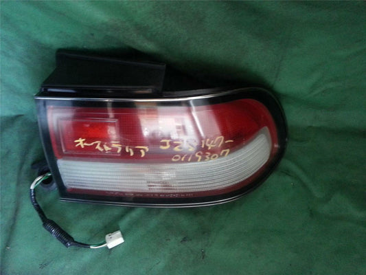 TOYOTA ARISTO JZS147 RIGHT TAIL LIGHT