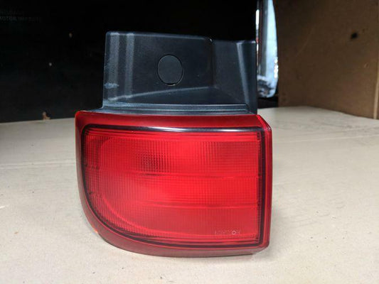 2004 NISSAN ELGRAND E51 LEFT HAND TAILLIGHT 05/02-12/10