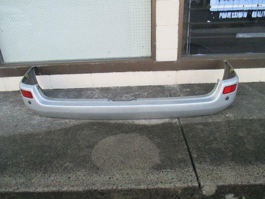 2001 TOYOTA REGIUS RCH41 REAR BUMPER BAR 10/98-03/05