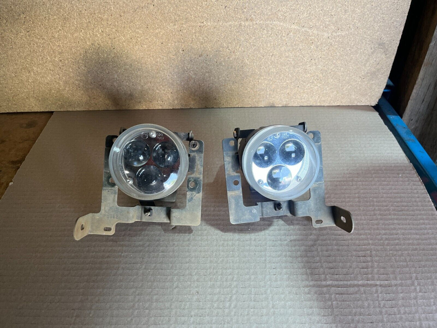 NISSAN ELGRAND E51 FOG LIGHTS PAIR